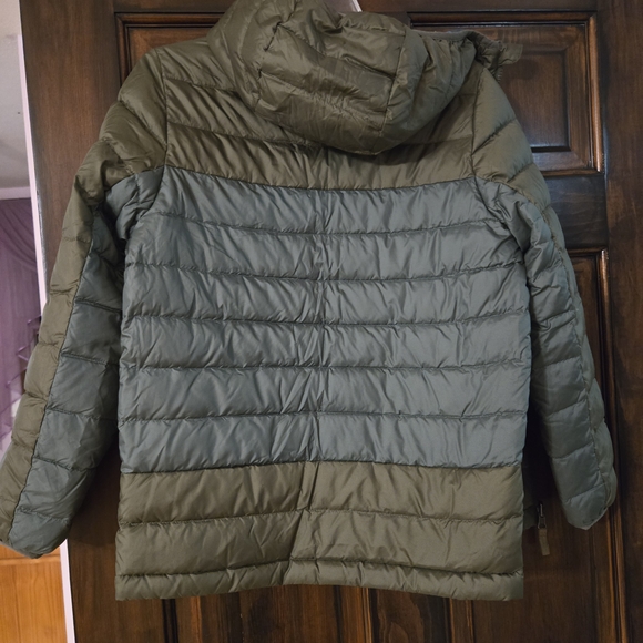 Patagonia Youth Olive Puffer Jacket, Sz M, Two Sided - Picture 5 of 10